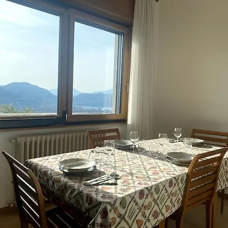 King Bed Panoramic & Free Parking Appartement Côme